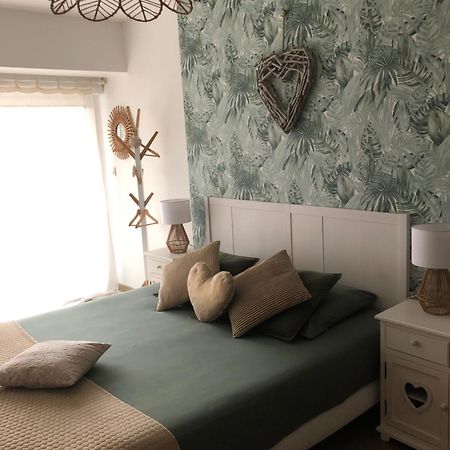 La Carola Bed & Breakfast Bordeaux-Saint-Clair Exterior photo